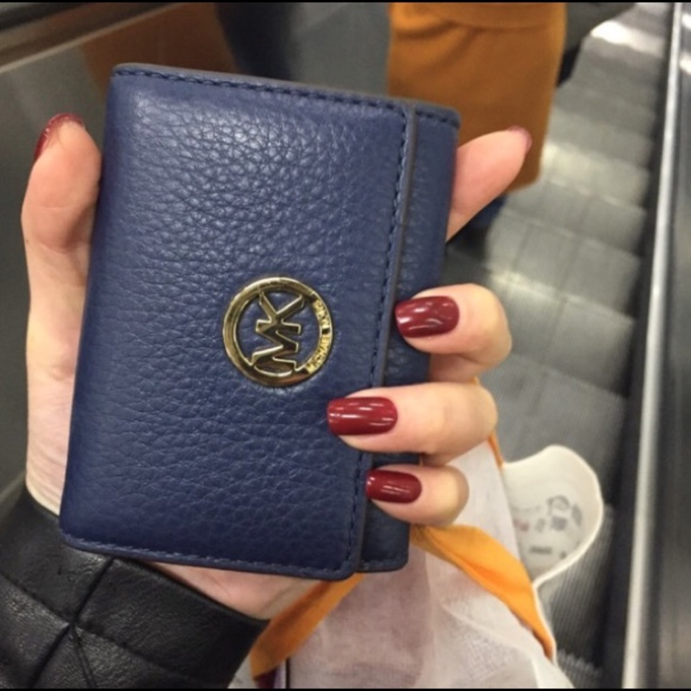 Michael Kors Fulton Leather Card Case - Navy color